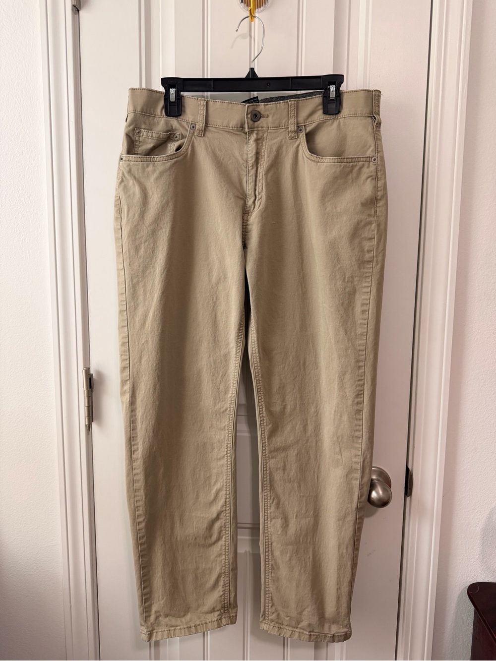 Men's Classic Khaki  - straight fit